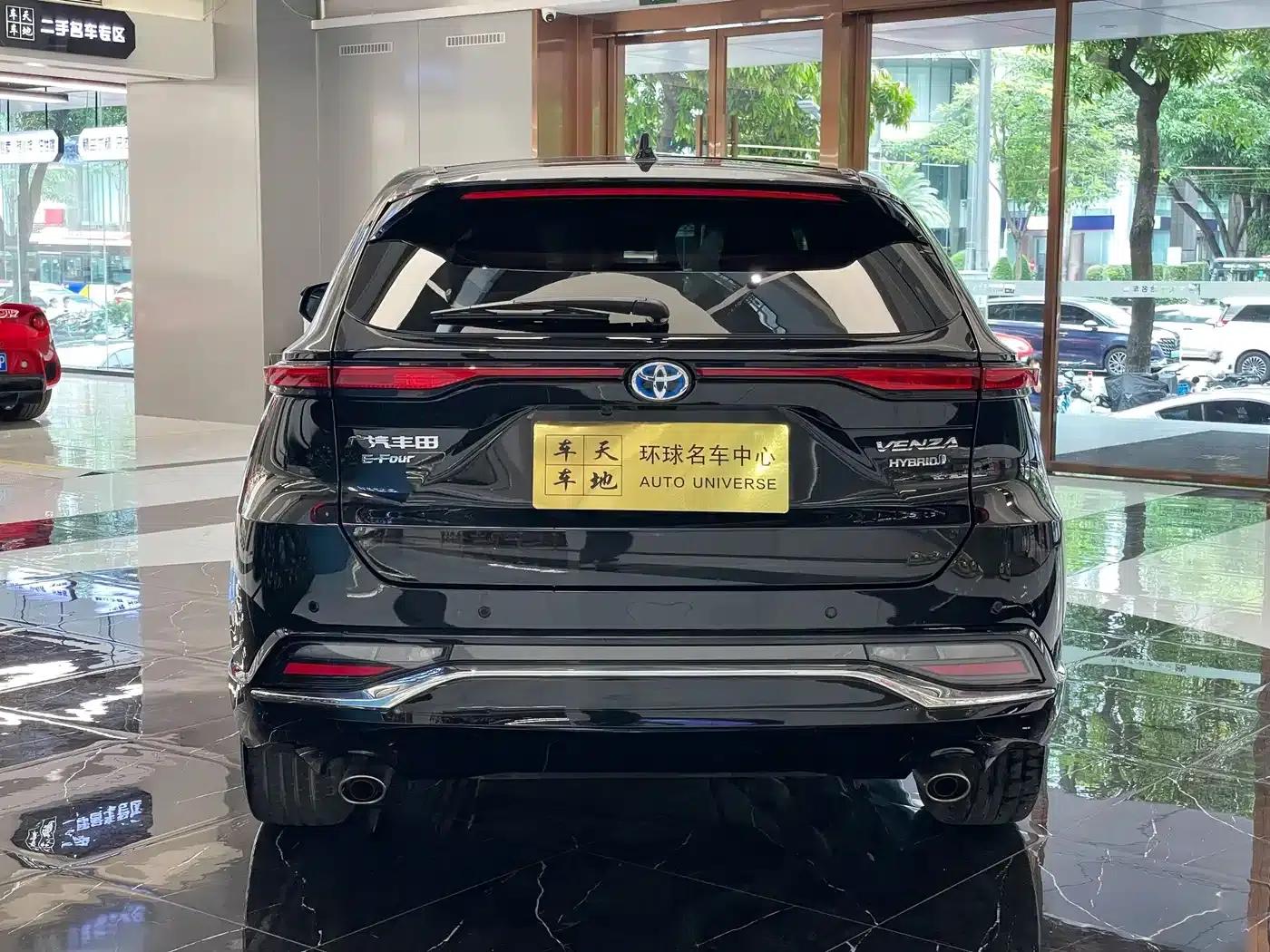 Venza 2023 2.5L Intelligent Hybrid Dual Engine AWD Supreme Edition — миниатюра 5