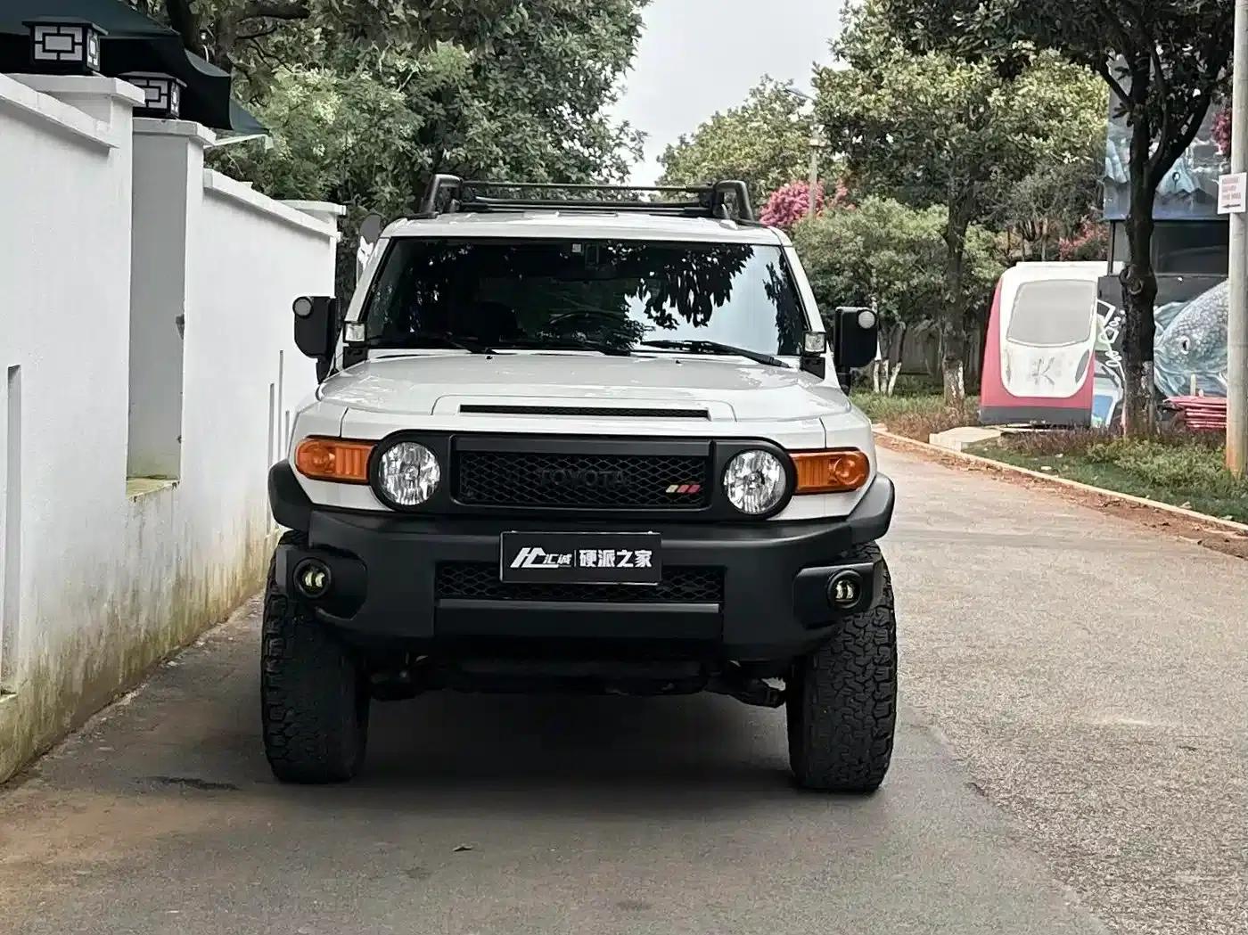2019 FJ Cruiser 4.0L Middle East Edition — миниатюра 2