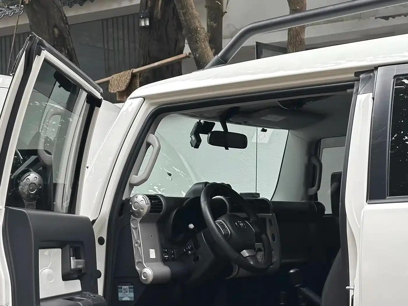2019 FJ Cruiser 4.0L Middle East Edition — миниатюра 3