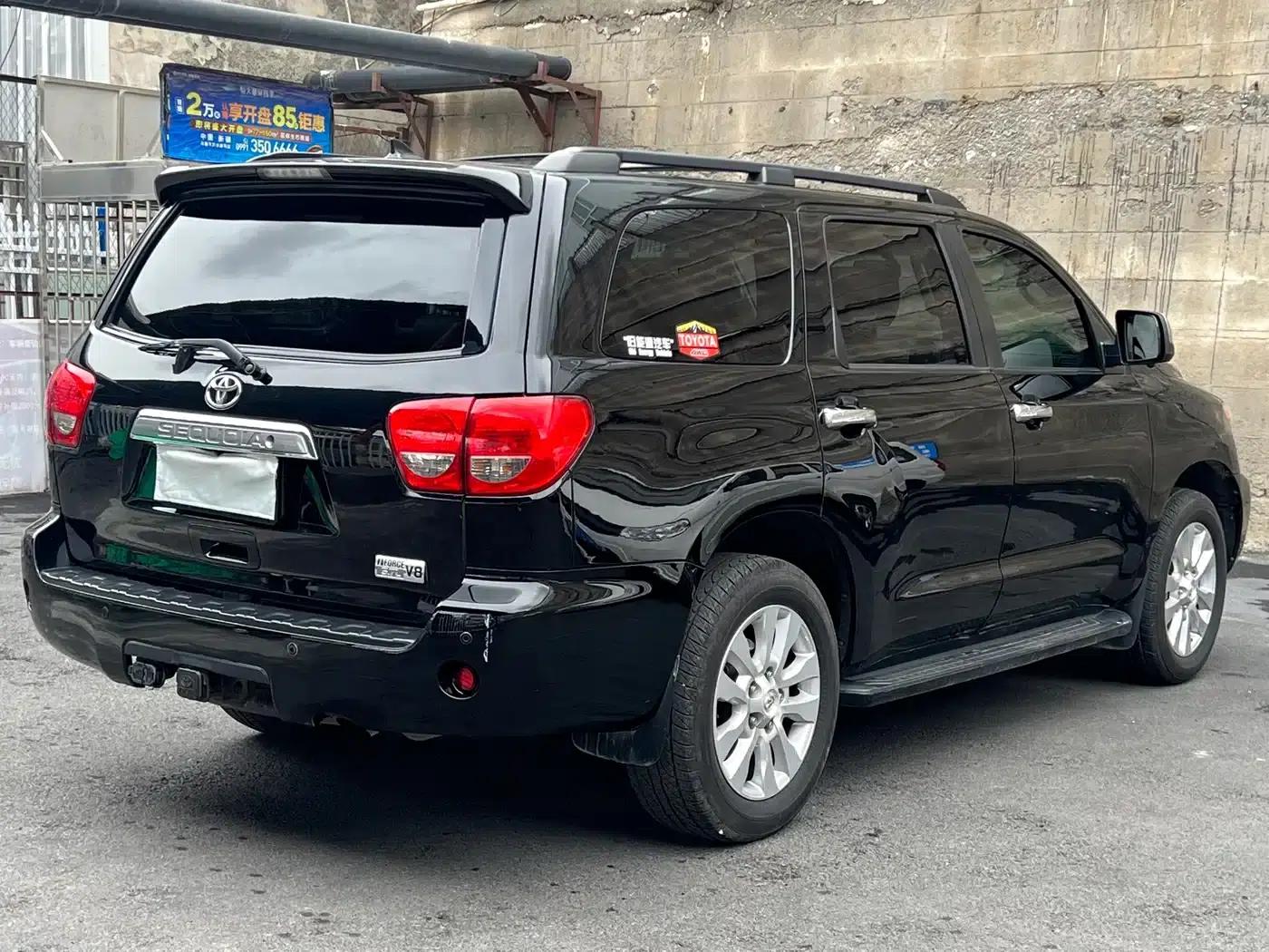 Sequoia 2010 5.7 Platinum Edition — миниатюра 8