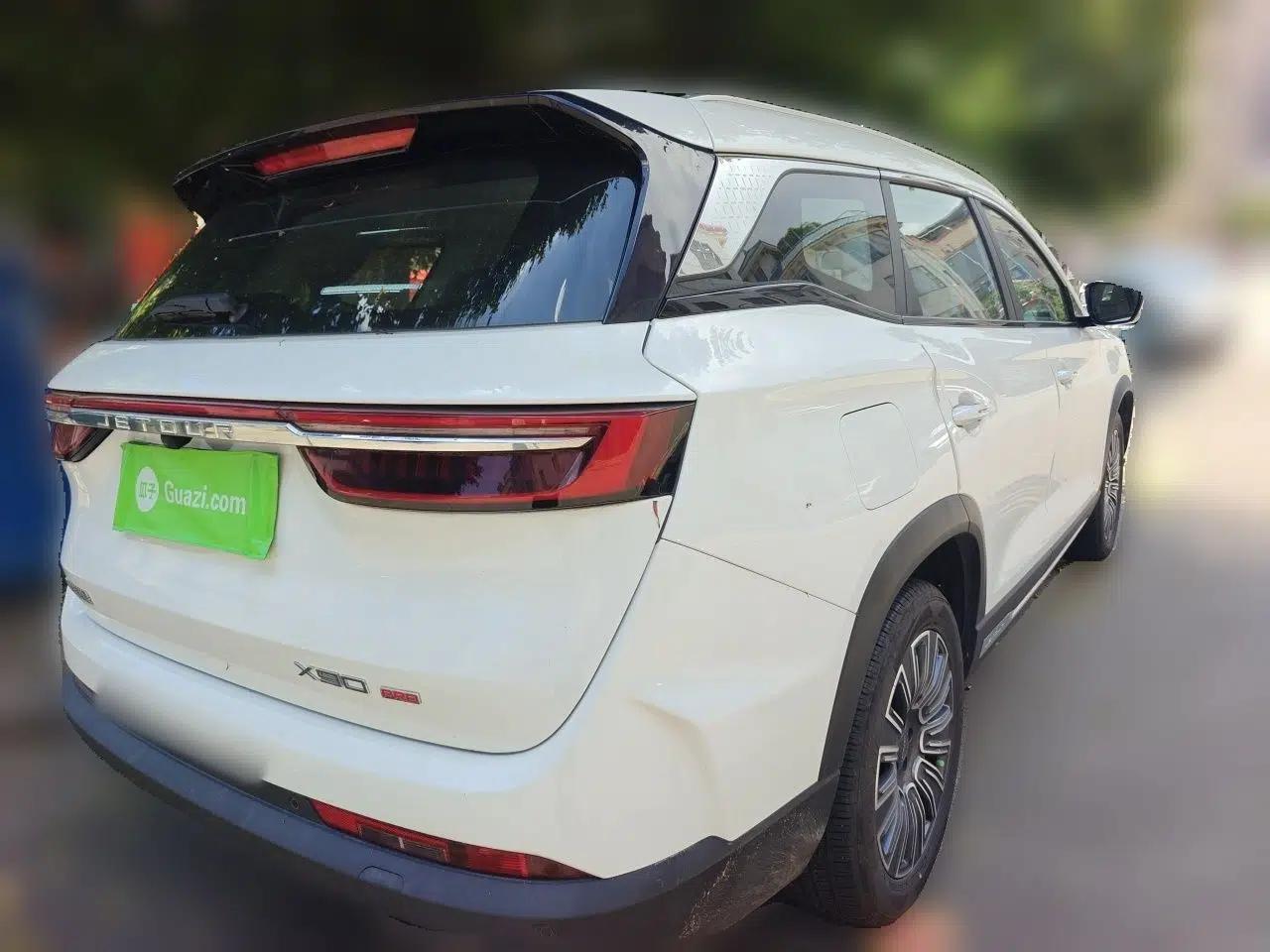 JETOUR X90 PRO 2024 1.6T DCT Luxury Edition 5 Seats — миниатюра 6