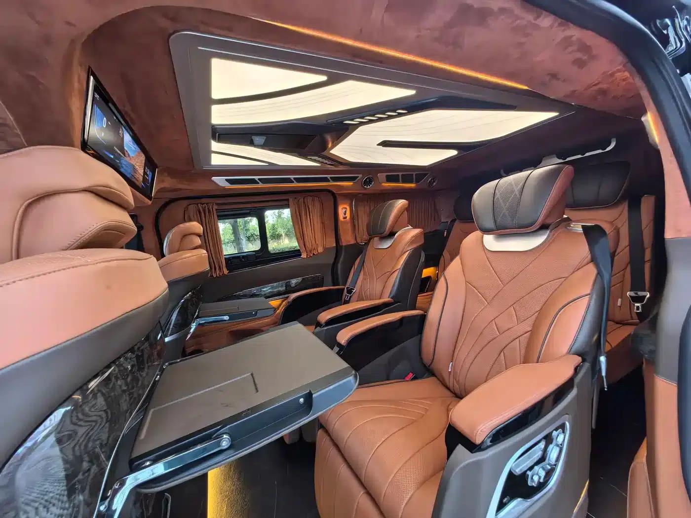 Tourneo 2023 2.0T Automatic Premium Edition — миниатюра 19