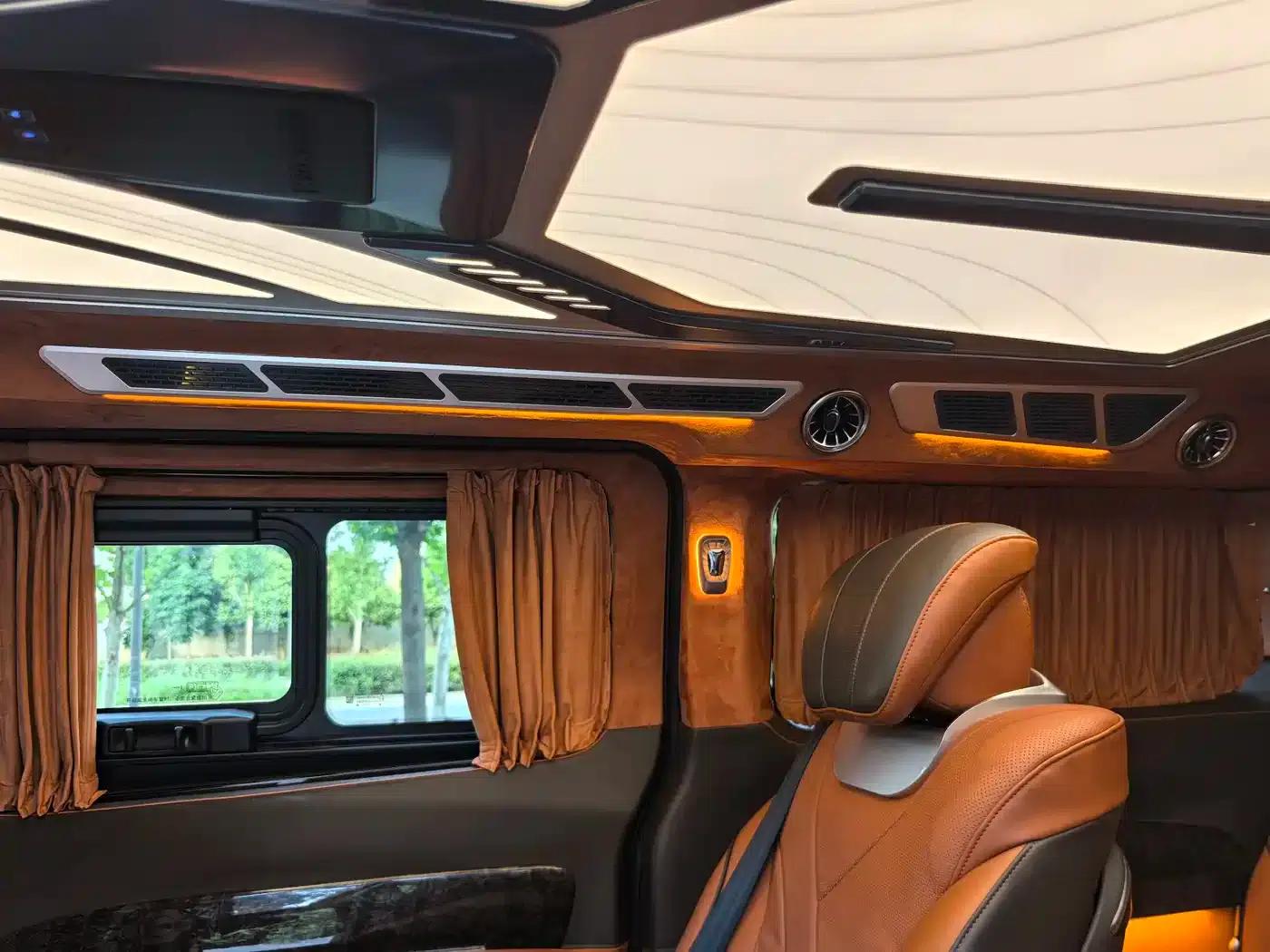 Tourneo 2023 2.0T Automatic Premium Edition — миниатюра 22