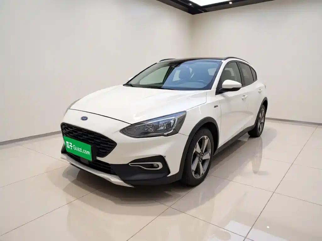 Ford Focus Active 2020 EcoBoost 180 Automatic Trend Edition — миниатюра 1
