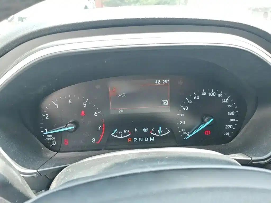 Ford Focus Active 2020 EcoBoost 180 Automatic Trend Edition — миниатюра 4