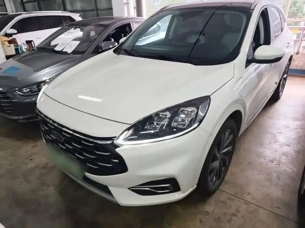 Escape PHEV 2021 — миниатюра 1