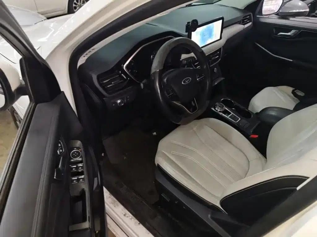 Escape PHEV 2021 — миниатюра 16