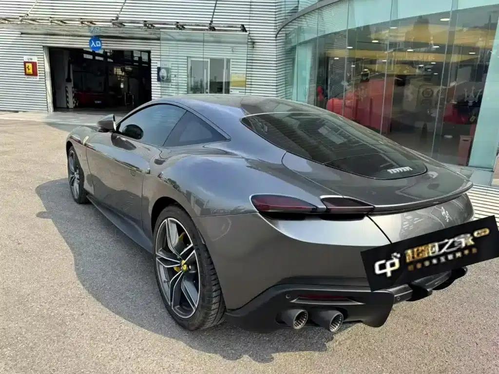 Roma 2020 3.9T V8 — миниатюра 4