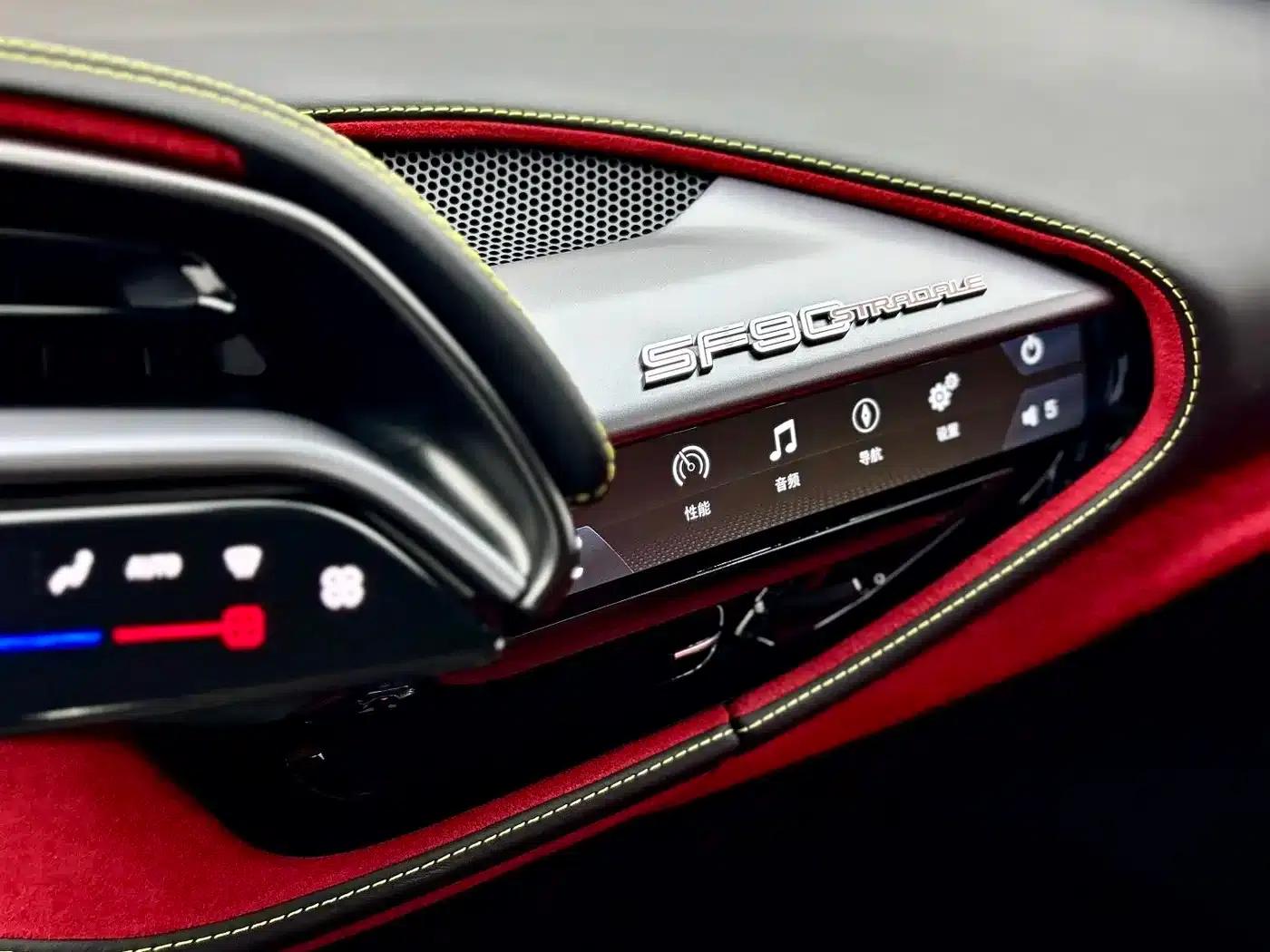 SF90 2020 3.9T V8 Stradale — миниатюра 15