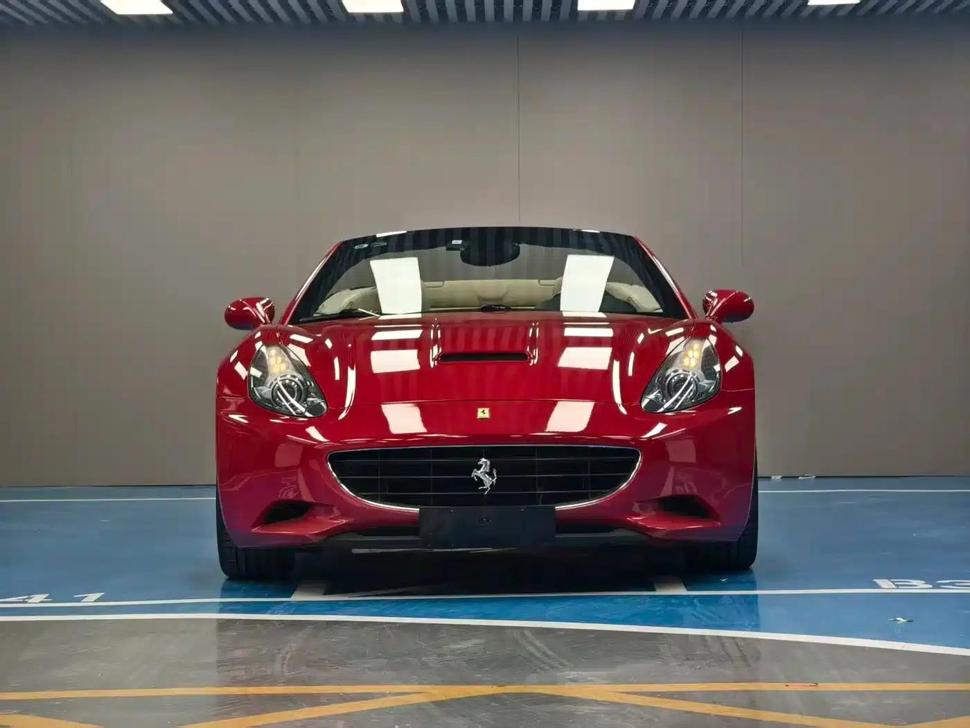 California T 2012 4.3L Standard Model — миниатюра 2