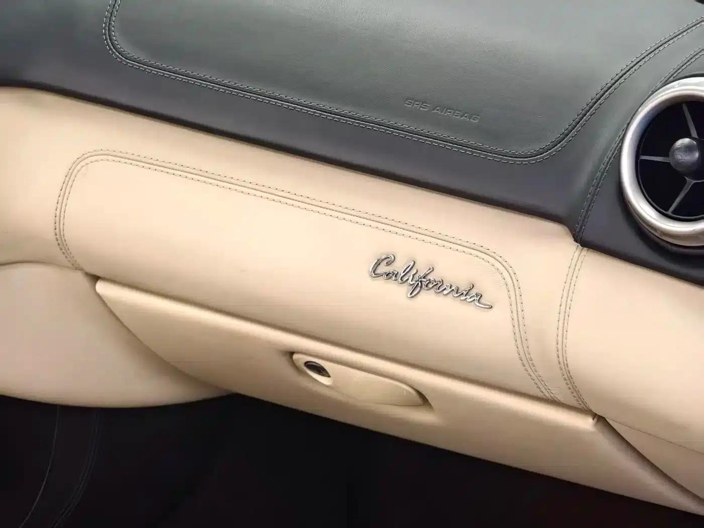 California T 2012 4.3L Standard Model — миниатюра 11