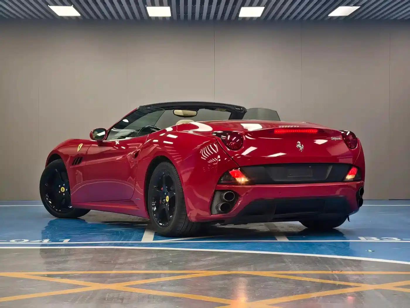 California T 2012 4.3L Standard Model — миниатюра 10
