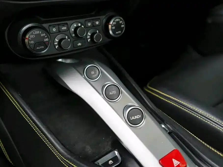 California T 2015 3.9T Standard Model — миниатюра 4