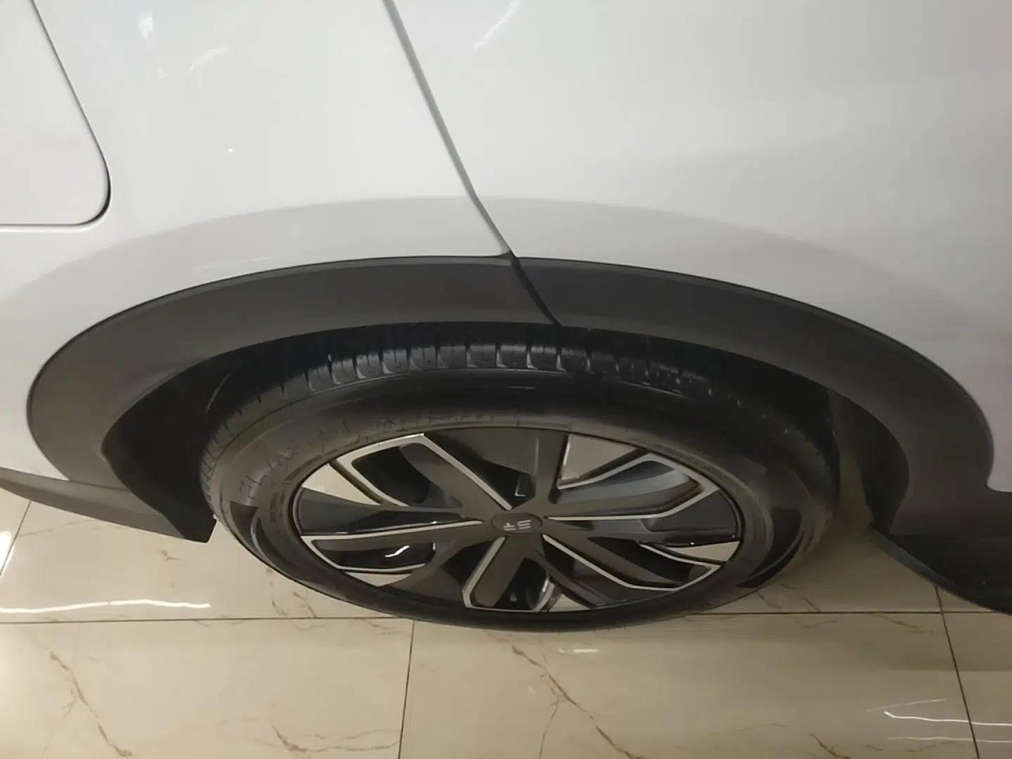JETOUR Shanhai L7 2024 1.5T 120km MAX 5-Seater — миниатюра 11