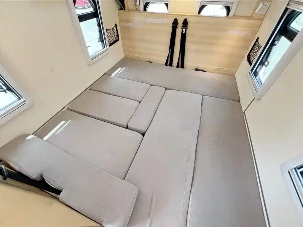 Xiangling V C-type motorhome, 2022 model, 1.5L manual transmission — миниатюра 15