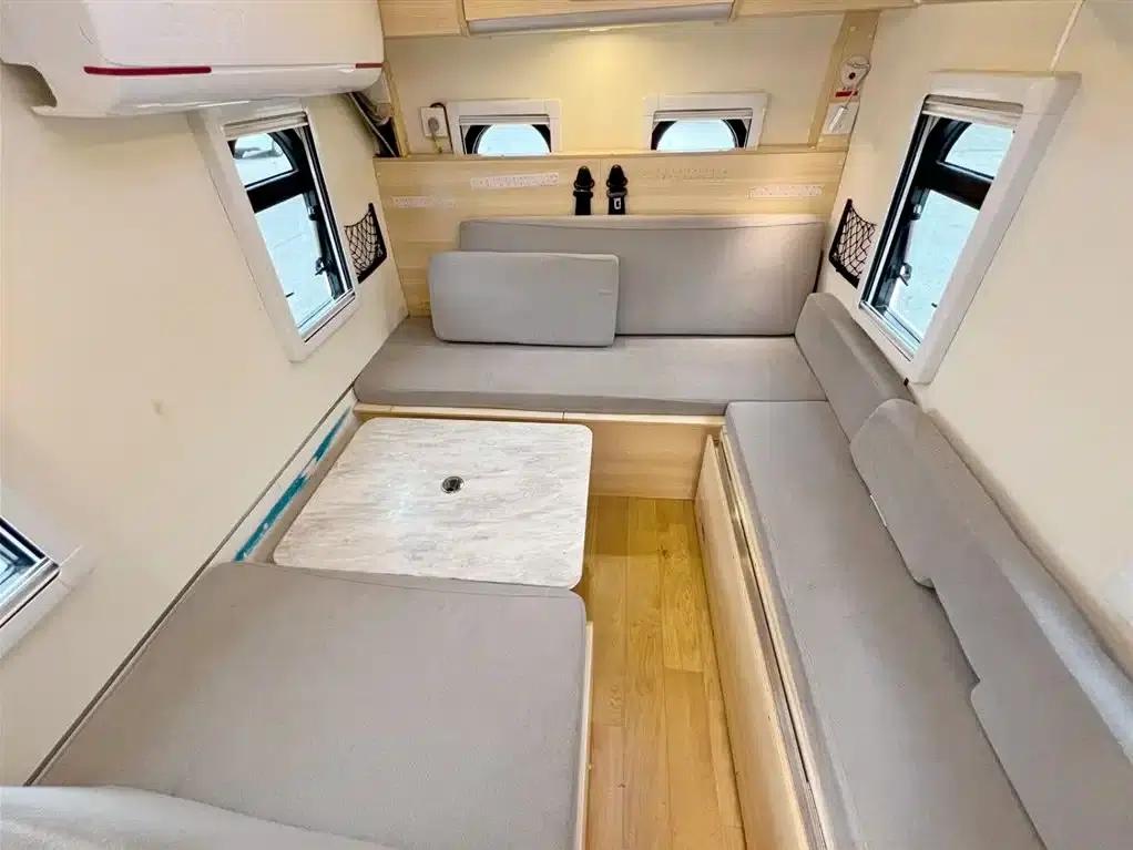 Xiangling V C-type motorhome, 2022 model, 1.5L manual transmission — миниатюра 17