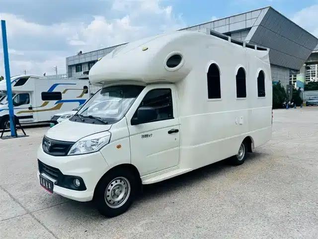 Xiangling V C-type motorhome, 2022 model, 1.5L manual transmission