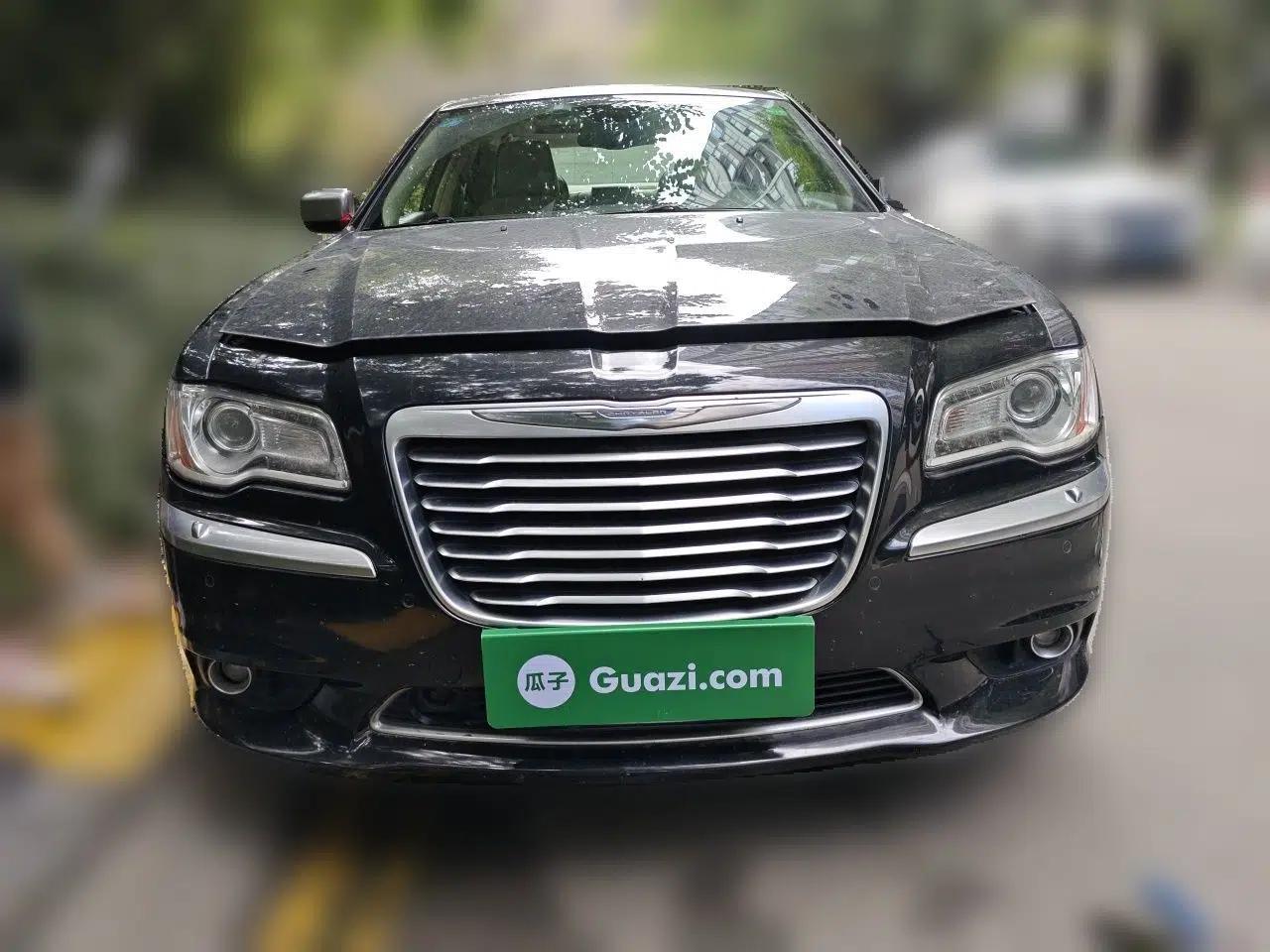 Chrysler 300C 2014 3.0L Excellence Edition — миниатюра 2