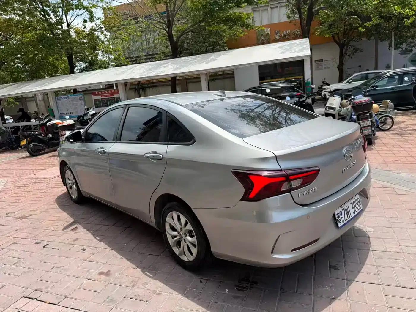 Trumpchi GA4 2018 150N Manual Deluxe Edition — миниатюра 7