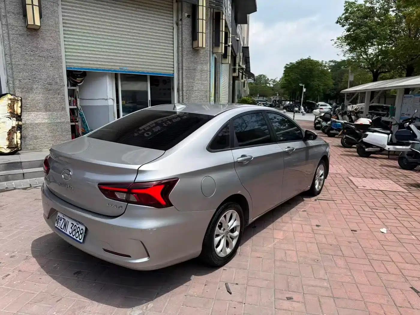 Trumpchi GA4 2018 150N Manual Deluxe Edition — миниатюра 9