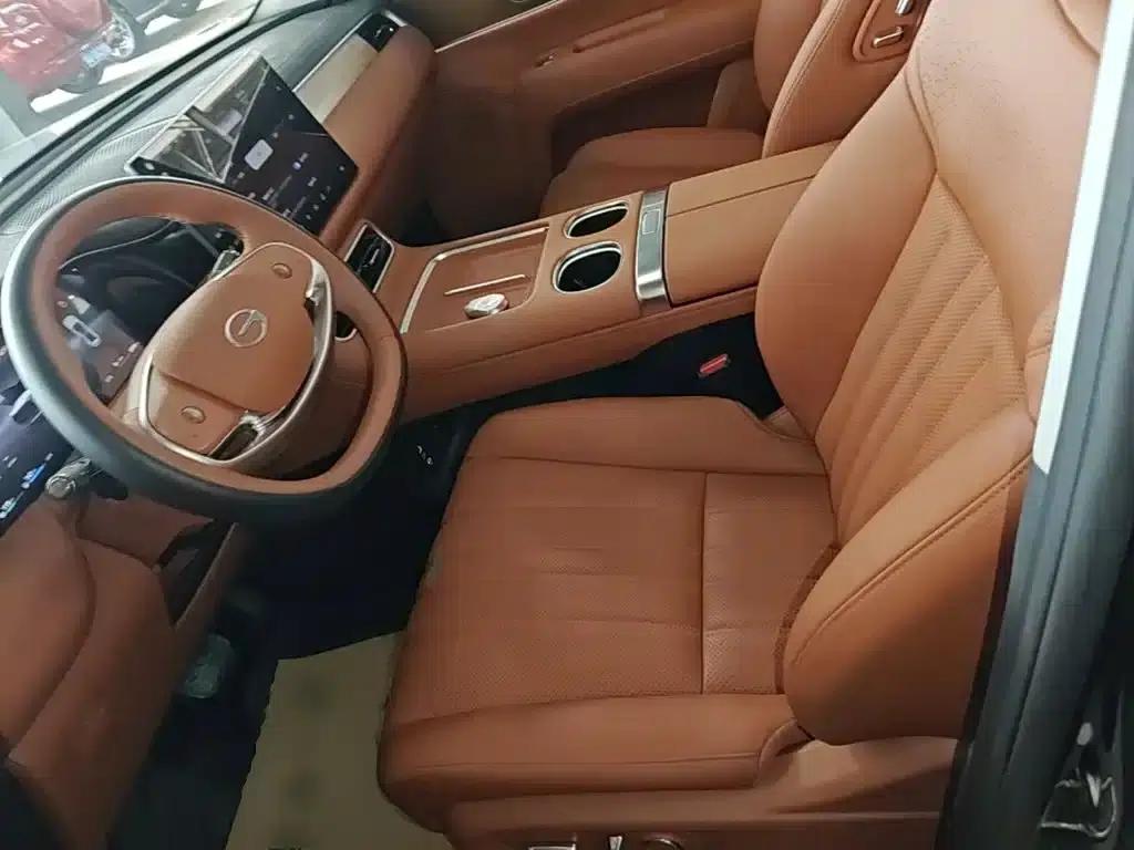 Trumpchi S9 2025 Model, Qiankun Ultra 6-Seater — миниатюра 15