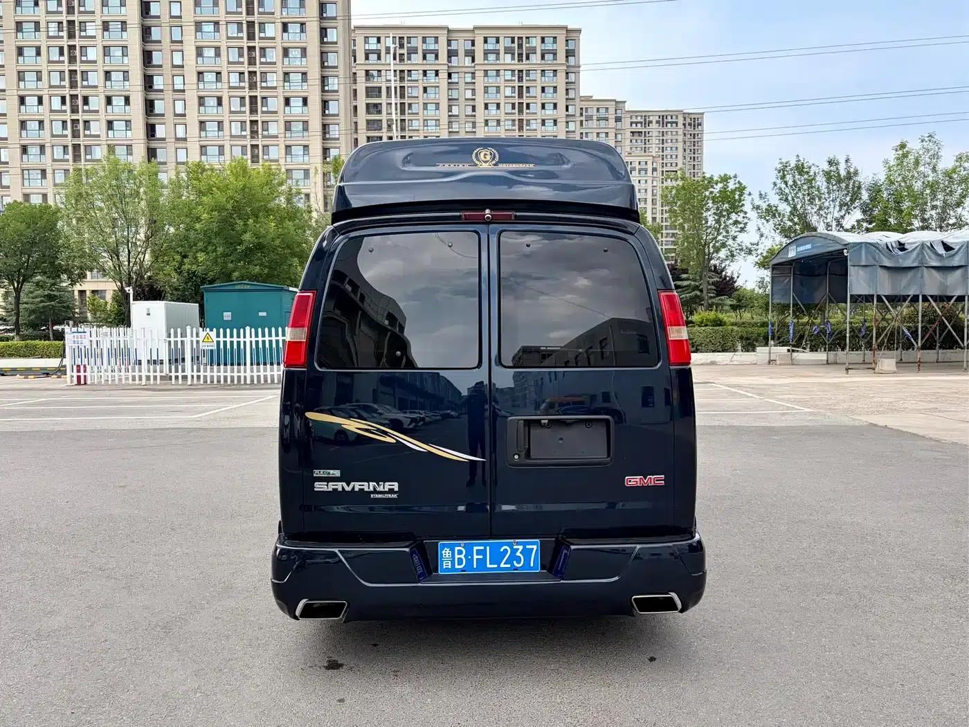 2013 SAVANA 5.3L Leader Edition — миниатюра 5