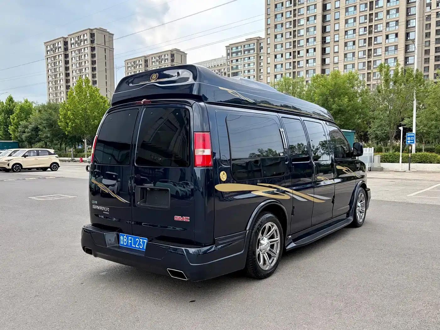 2013 SAVANA 5.3L Leader Edition — миниатюра 6