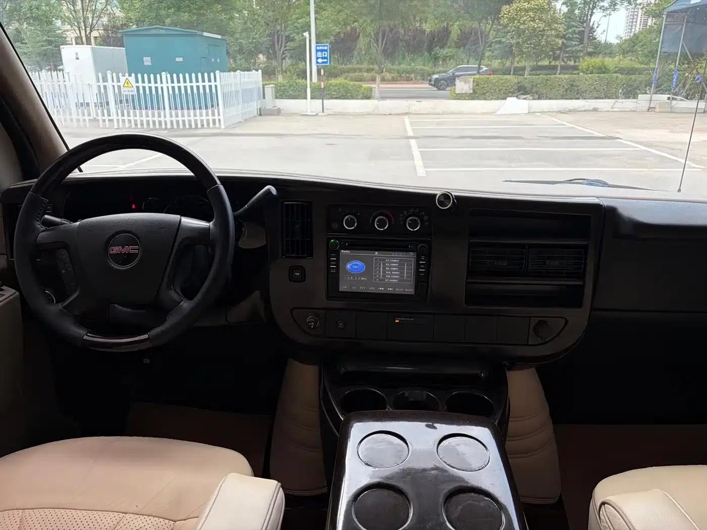 2013 SAVANA 5.3L Leader Edition — миниатюра 9