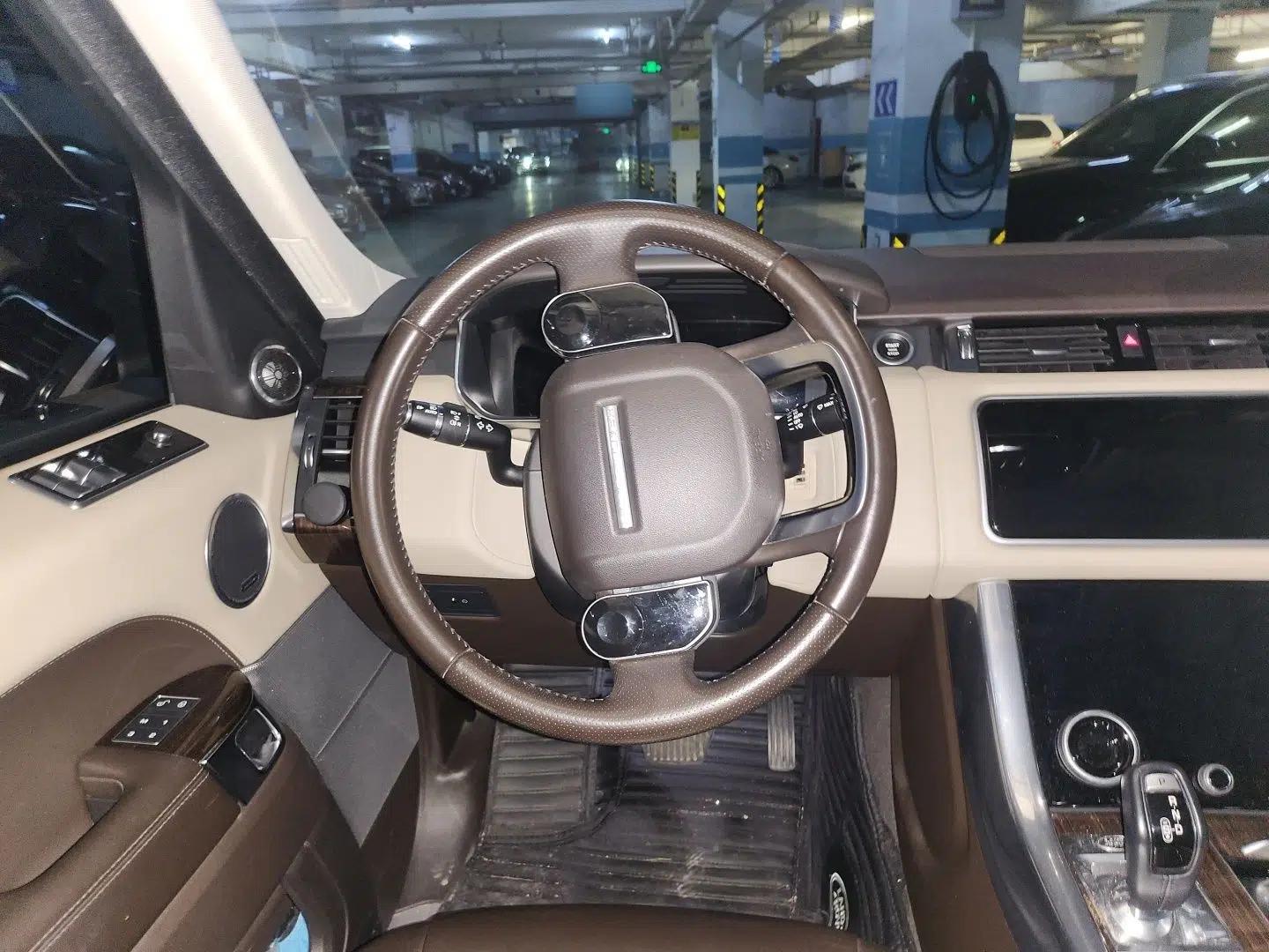 Land Rover Range SportNew Energy 2019 P400e HSE — миниатюра 10