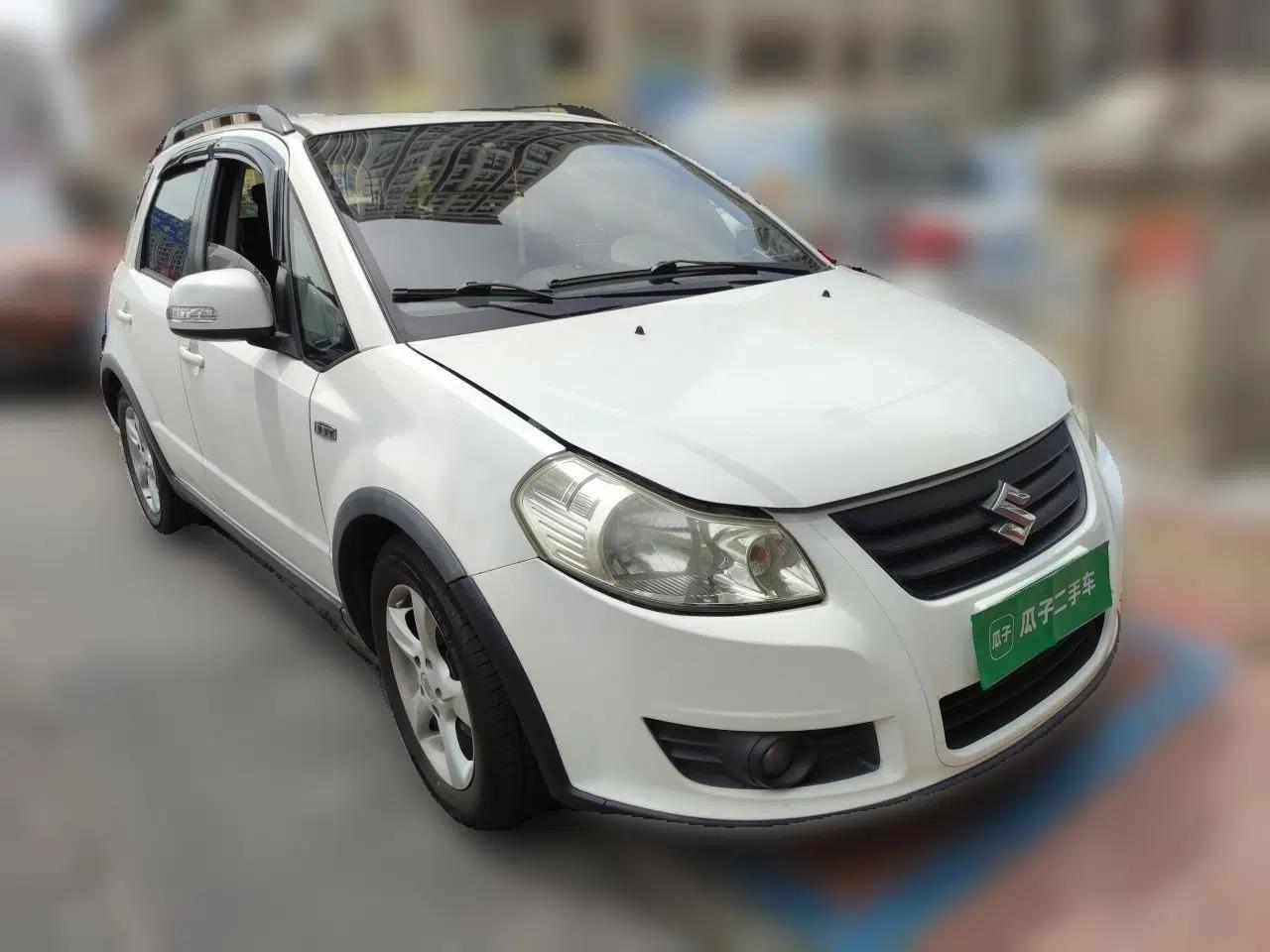 Suzuki SX4 2013 1.6L Automatic CoolRide Model — миниатюра 3
