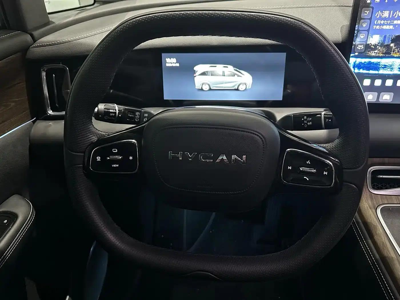 Hycan V09 2023 Premium Edition 620 — миниатюра 6