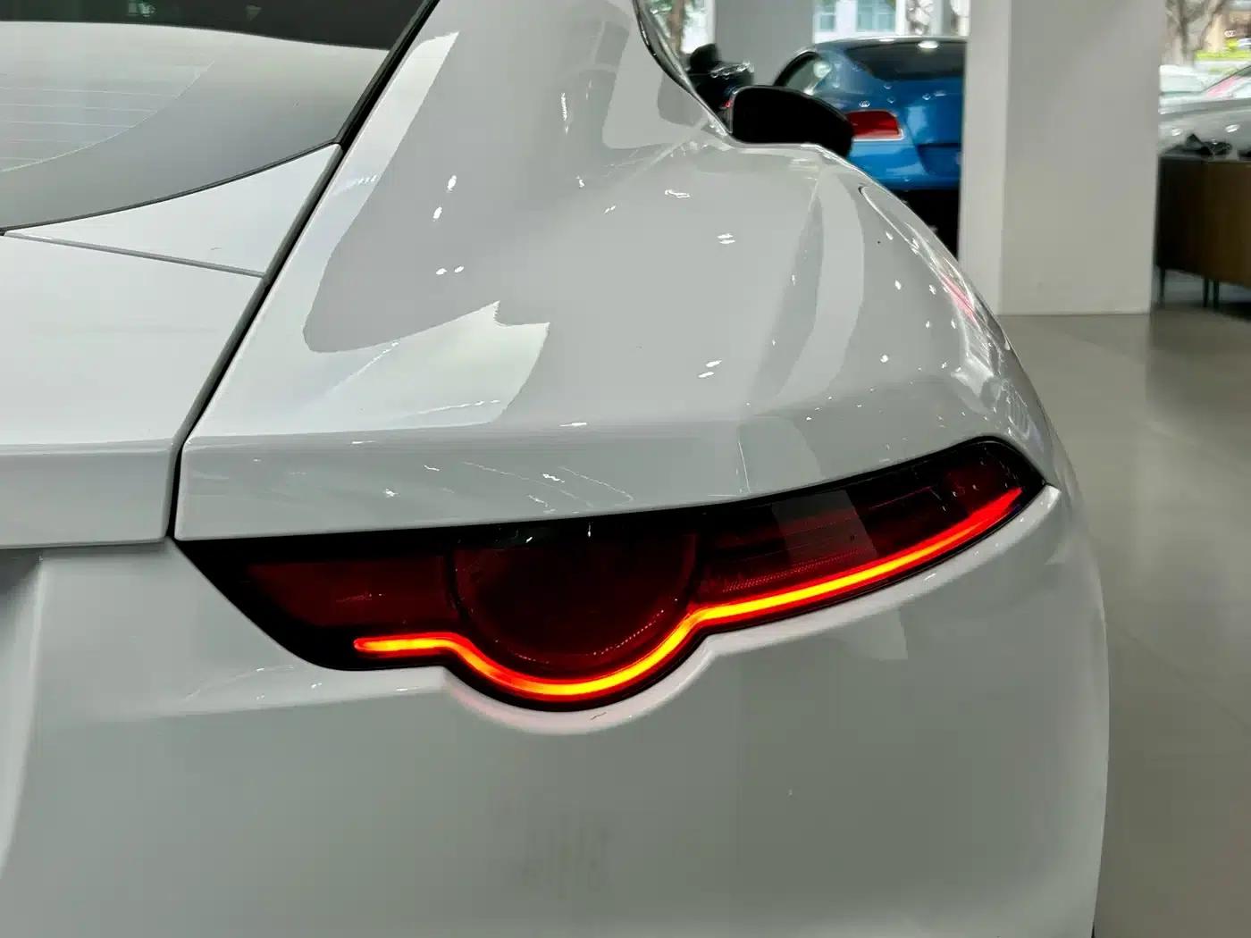 Jaguar F-TYPE 2018 3.0 SC Hardtop — миниатюра 12