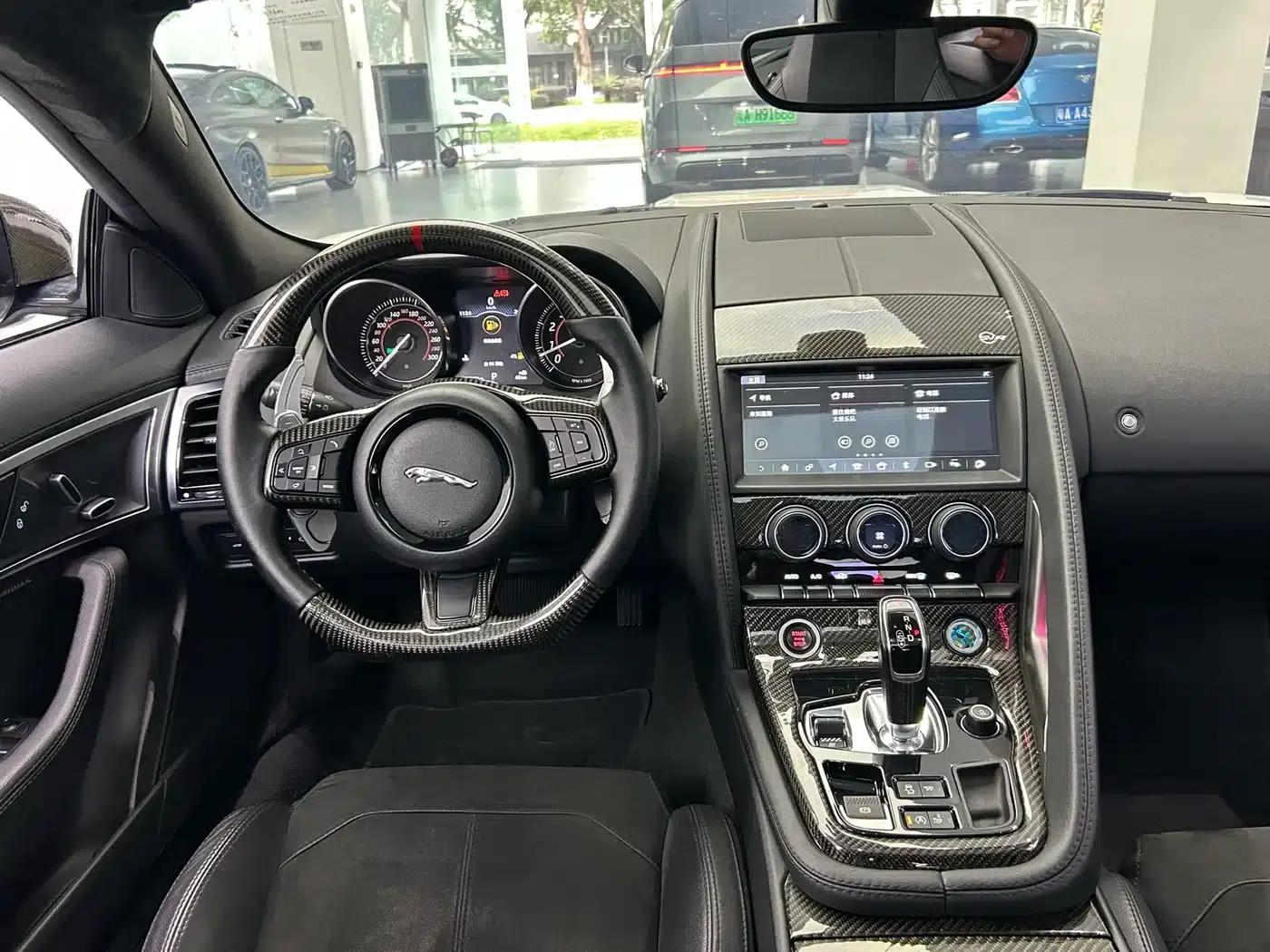 Jaguar F-TYPE 2018 3.0 SC Hardtop — миниатюра 7