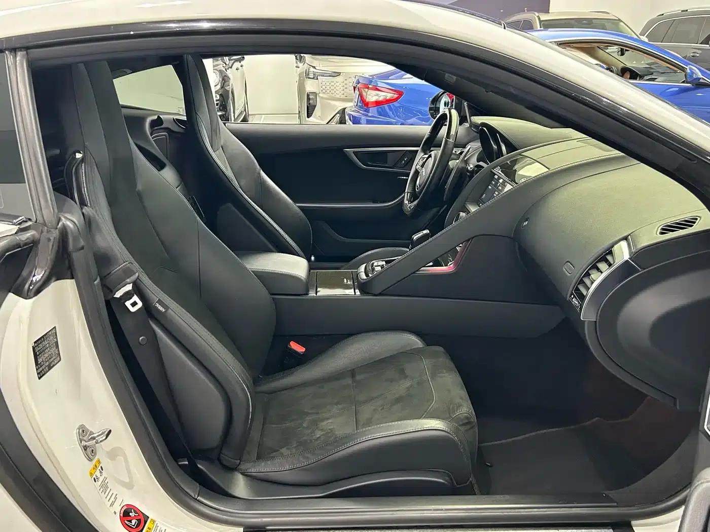 Jaguar F-TYPE 2018 3.0 SC Hardtop — миниатюра 10