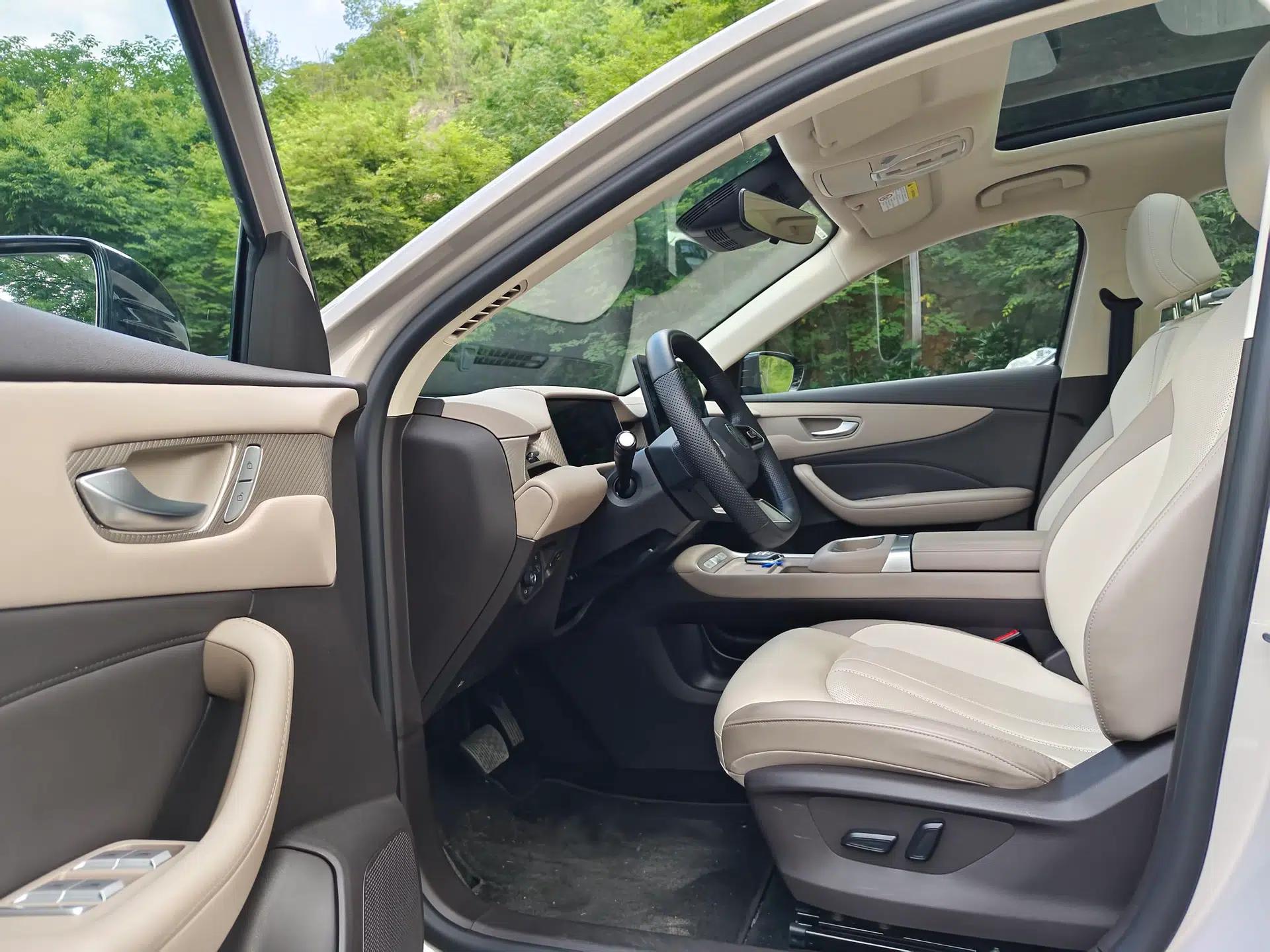 MG ES5 2025 525max Rear-Drive Intelligent Driving Version — миниатюра 32