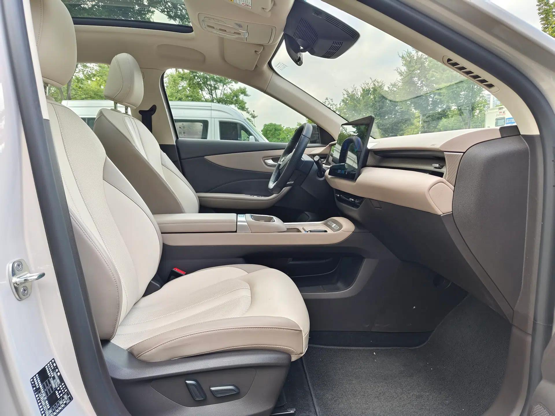 MG ES5 2025 525max Rear-Drive Intelligent Driving Version — миниатюра 34