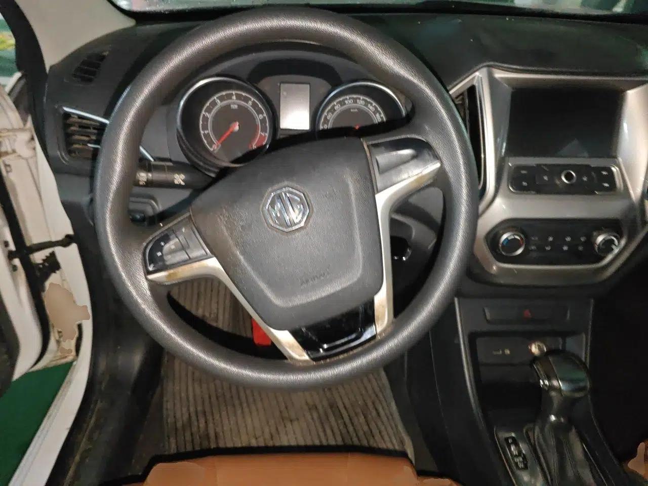 MG GT 2016 1.5L Automatic Value-Added Luxury Edition — миниатюра 10