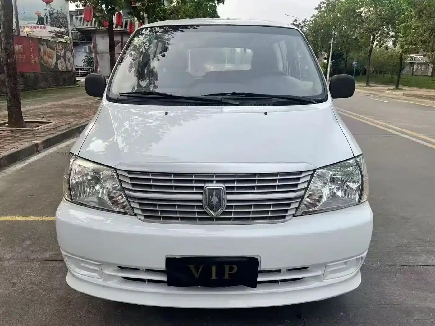 Grace 2018 2.0L Express Luxury 7-seater V19 — миниатюра 2