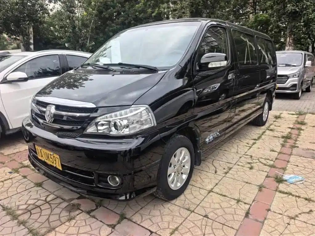 Grace 2018 2.2L Express Luxury 10-seater V22 — миниатюра 1