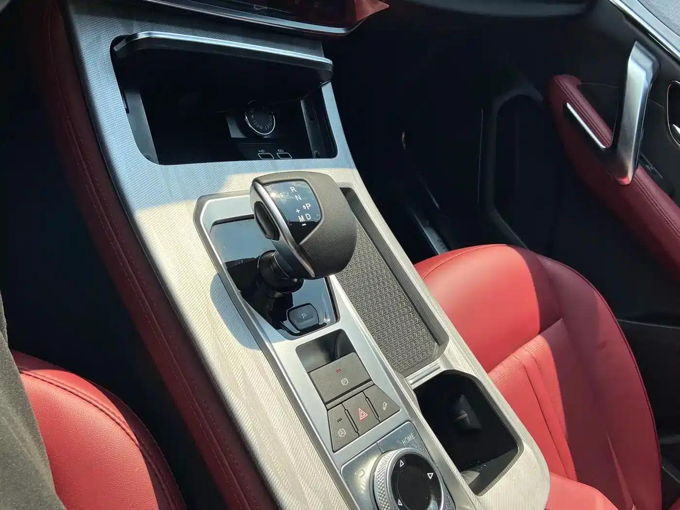 Jetour X70 PRO 2023 1.5T DCT Comfort Edition 7-seater — миниатюра 13