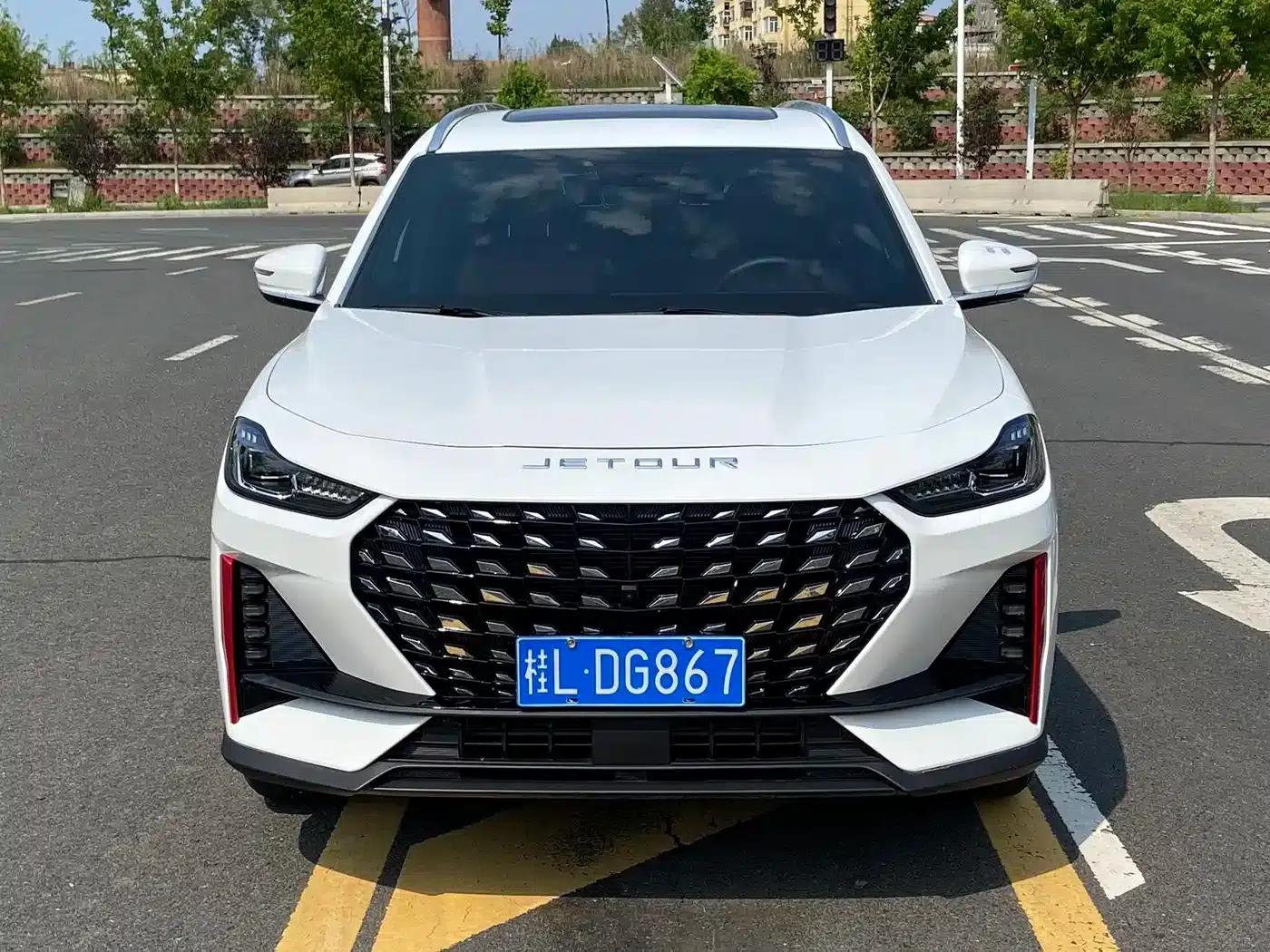 Jetour X70 PRO 2023 1.5T DCT Comfort Edition 7-seater — миниатюра 3