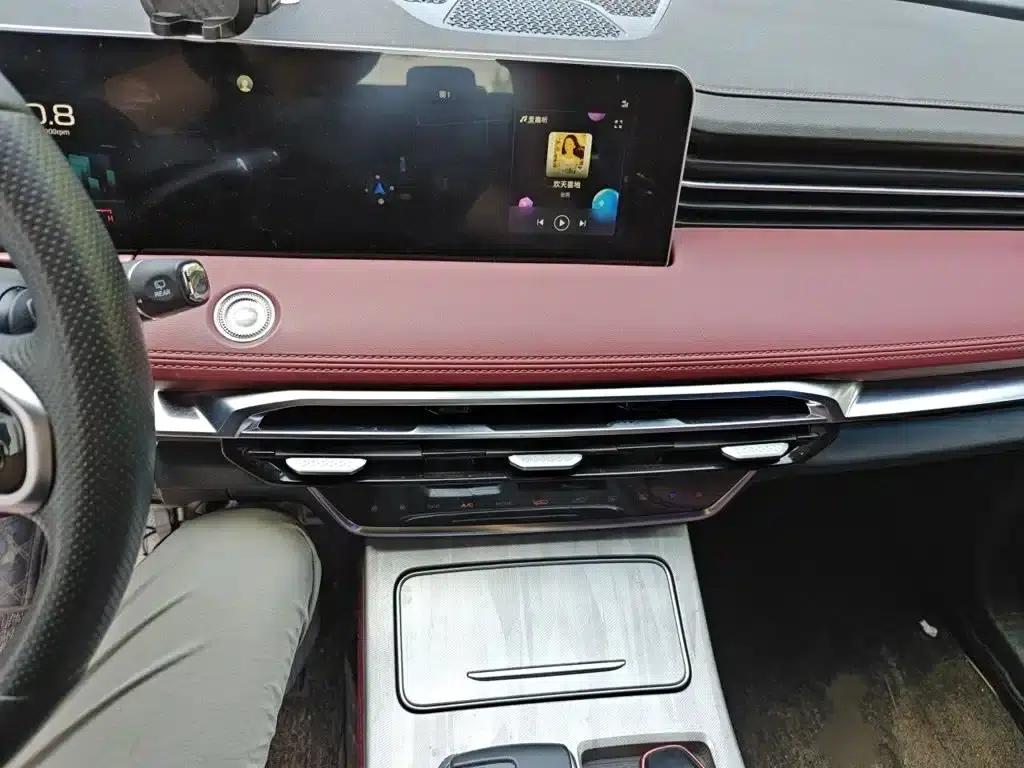 Jetour X70 PRO 2023 1.6T DCT Enjoy PRO 7-seater — миниатюра 6