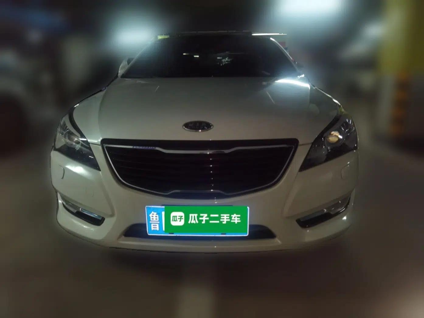 Kia Cadenza 2012 2.4L Elite Edition — миниатюра 2