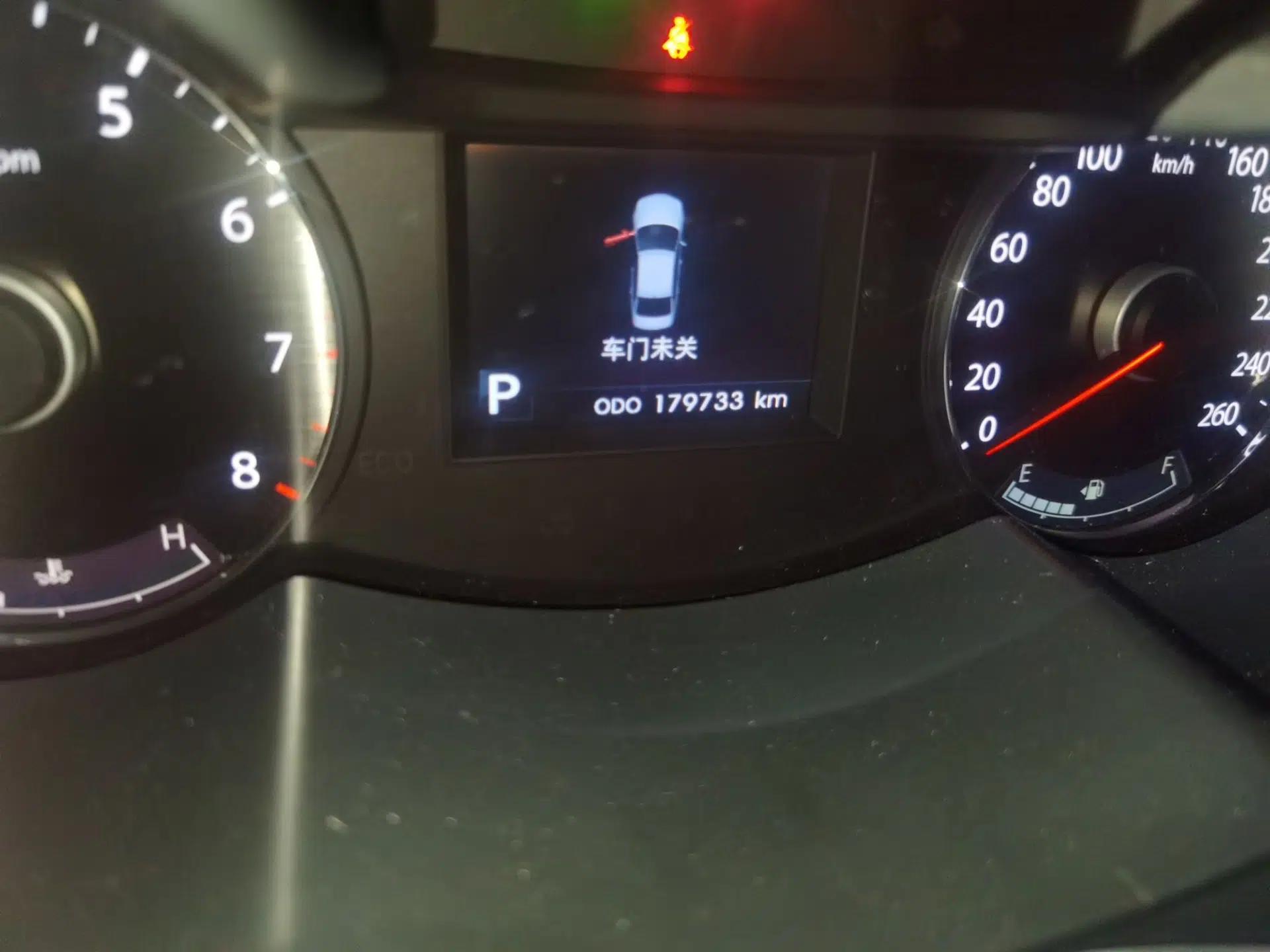 Kia Cadenza 2012 2.4L Elite Edition — миниатюра 12