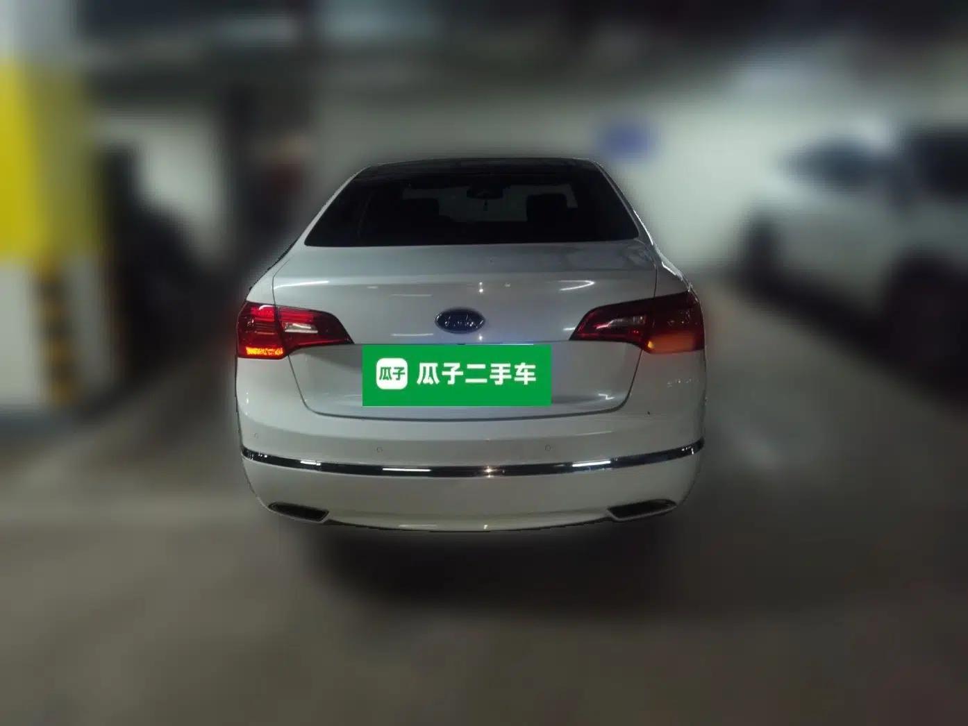 Kia Cadenza 2012 2.4L Elite Edition — миниатюра 5