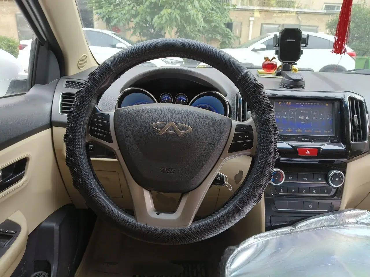 Chery E3 2013 1.5L Manual ZhiShang Model — миниатюра 10