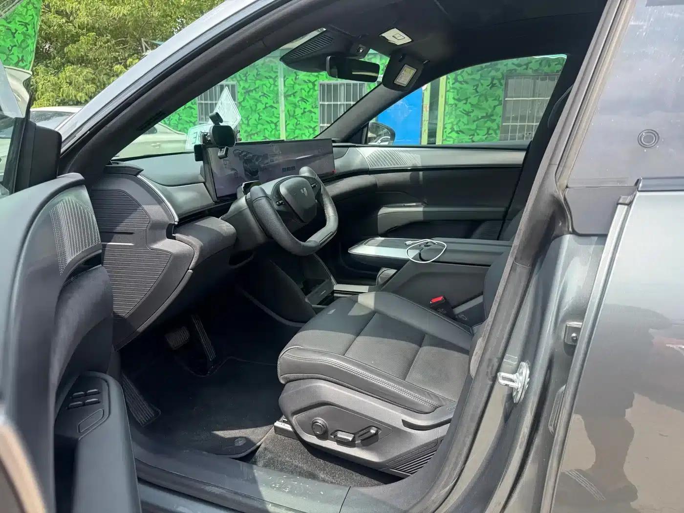 2024 Geely X7 Standard Edition — миниатюра 4