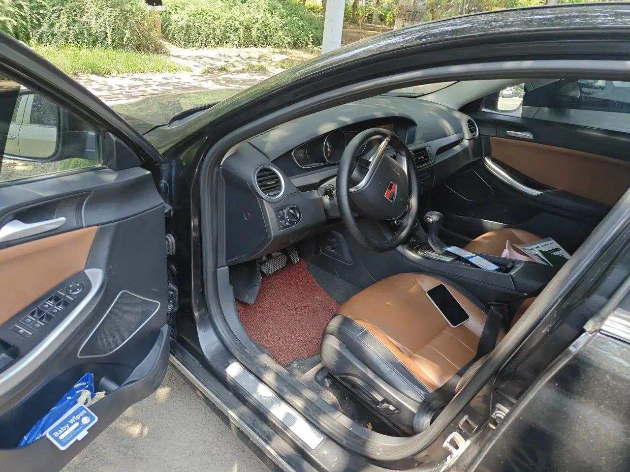 Roewe e550 2016 Deluxe Edition — миниатюра 16