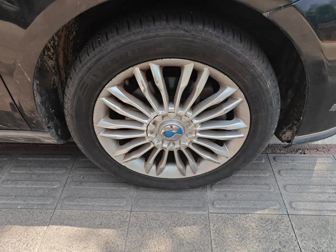 Denza 2014 Stylish Edition — миниатюра 8