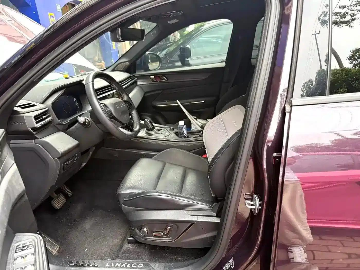 Lynk & Co 01 EM-P 2021 1.5TD PHEV Halo — миниатюра 3